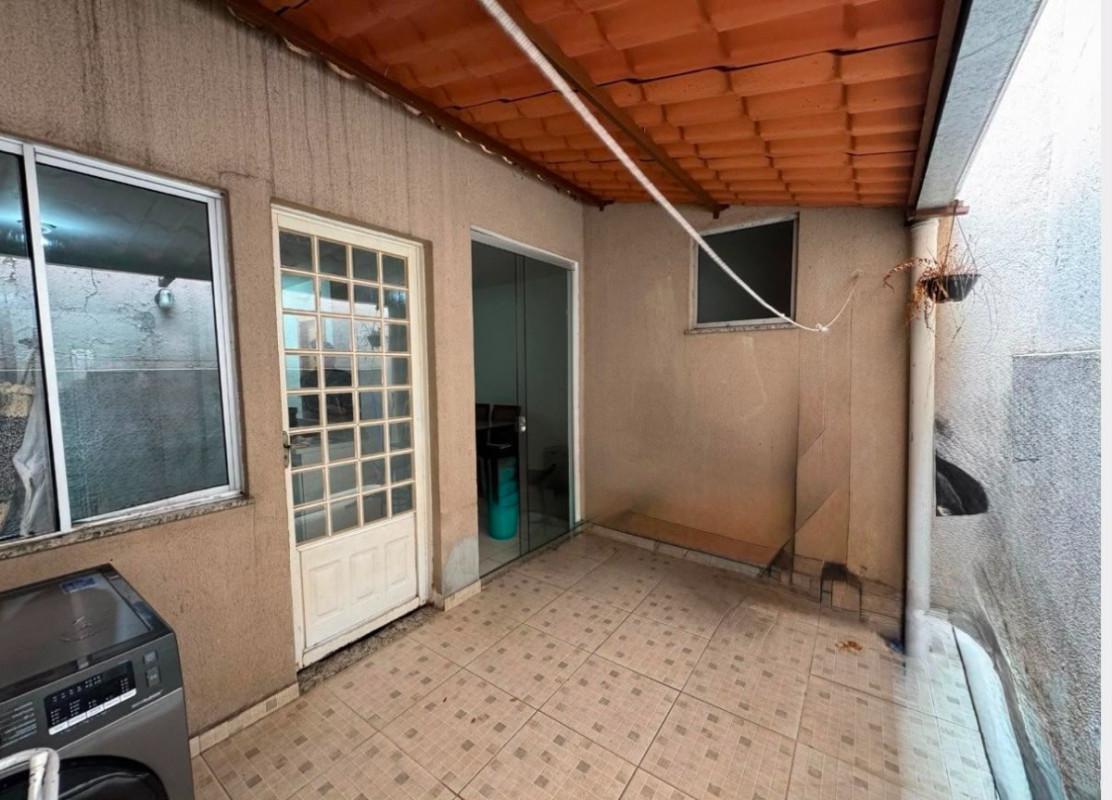 Casa, Coqueiros, 3 Quartos, 2 Vagas, 1 Suíte