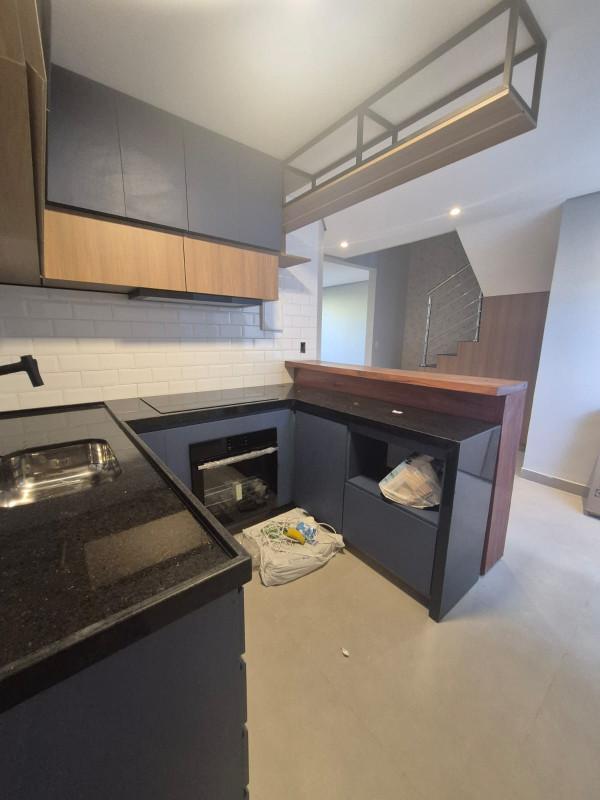 Casa, Cardoso (barreiro), 3 Quartos, 2 Vagas, 1 Suíte