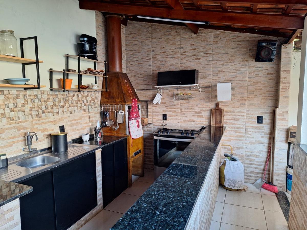 Casa, Damasco, 2 Quartos, 2 Vagas