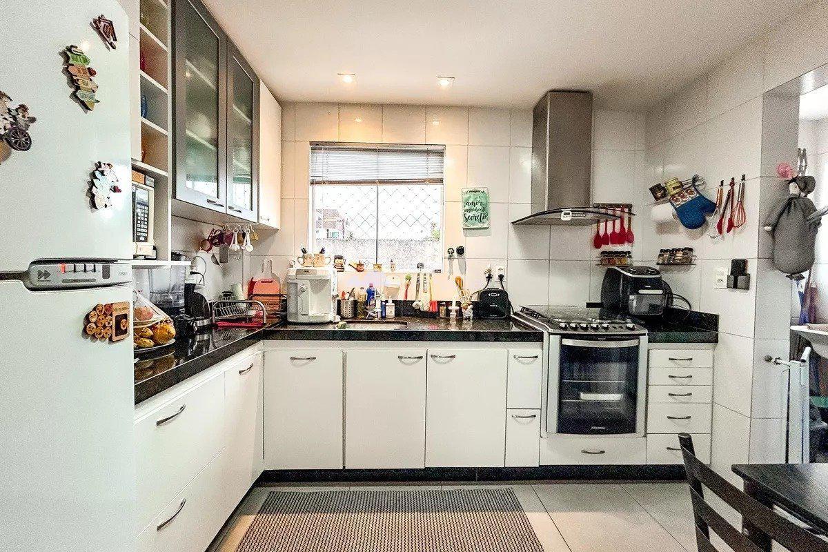 Apartamento, Santa Terezinha, 3 Quartos, 2 Vagas, 1 Suíte