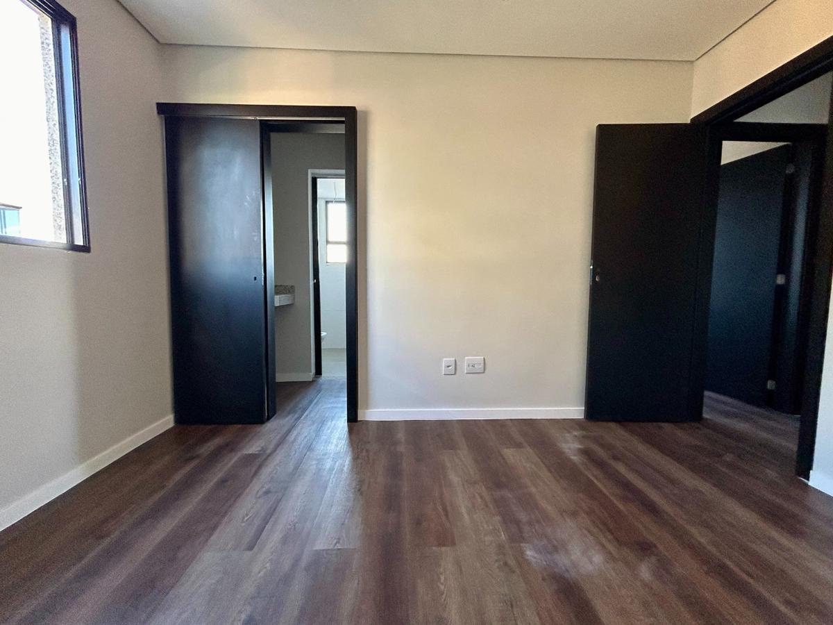 Cobertura, Liberdade, 3 Quartos, 2 Vagas, 1 Suíte