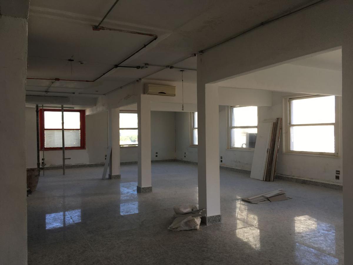 Andar, Centro, 1 Quarto, 0 Vaga