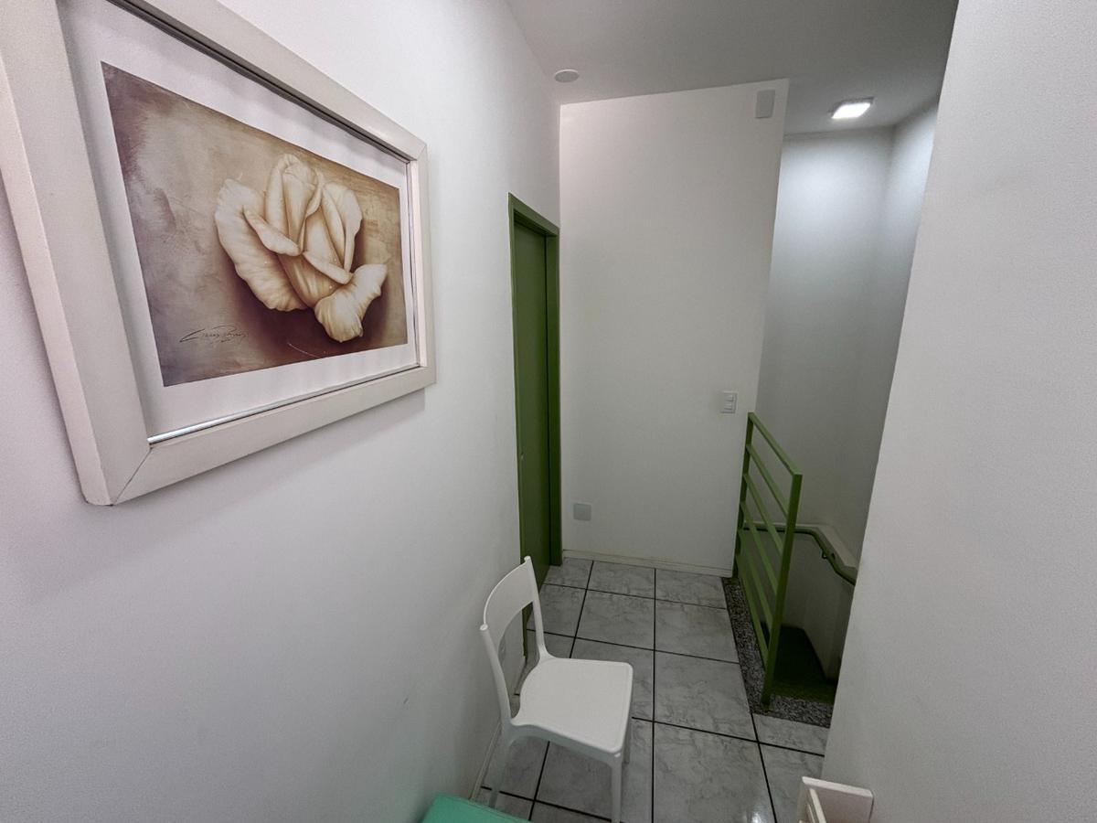 Andar, São José, 0 Quarto, 0 Vaga