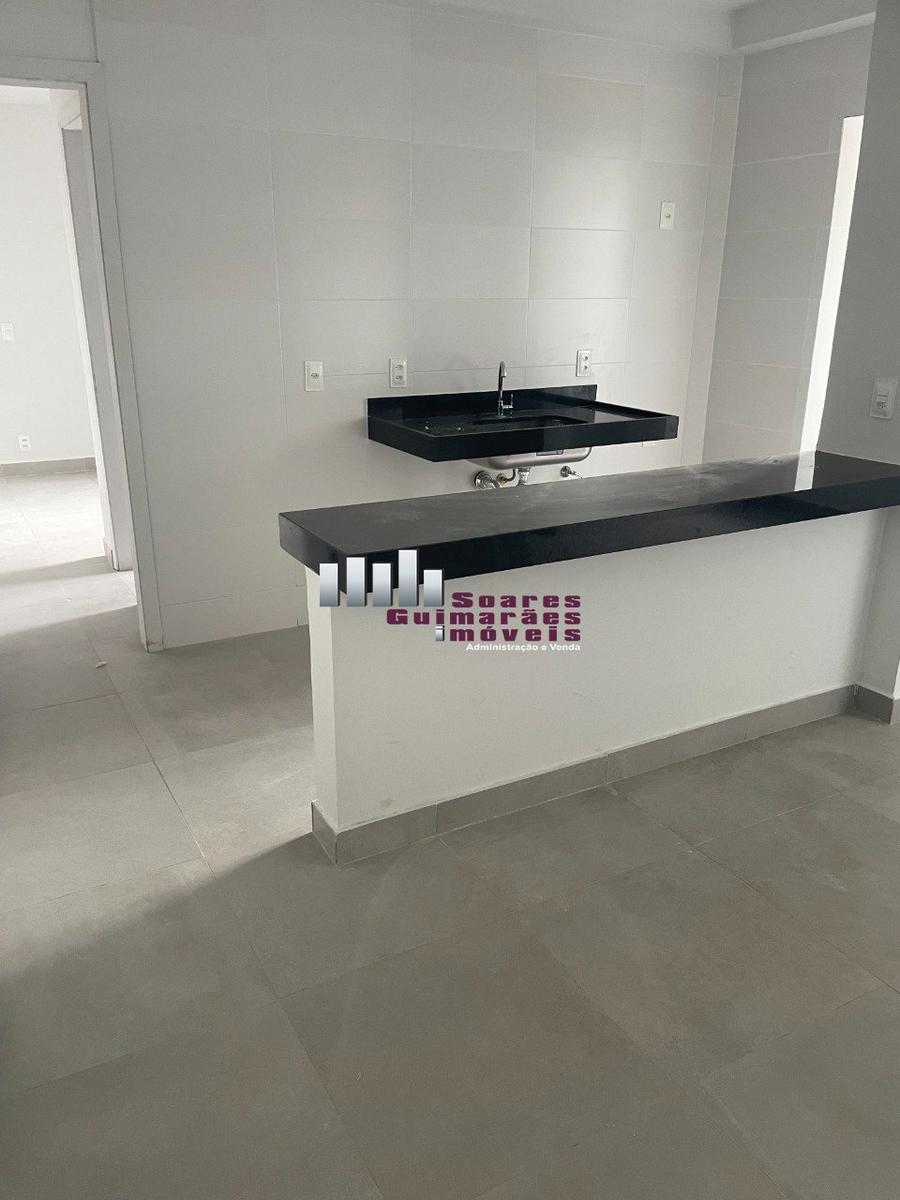 Apartamento, Sagrada Família, 2 Quartos, 1 Vaga, 1 Suíte