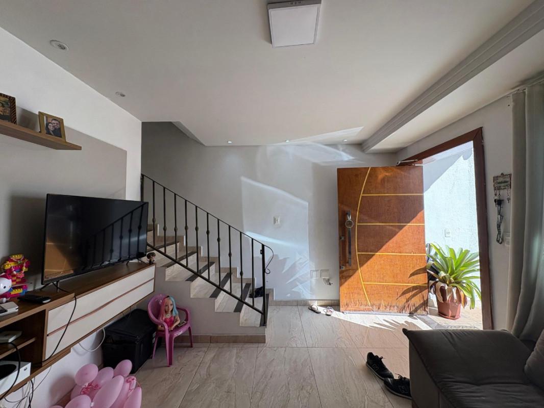 Casa, Jardim Riacho das Pedras, 3 Quartos, 2 Vagas, 1 Suíte