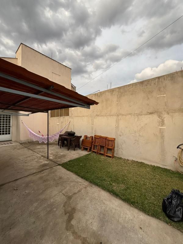 Casa, Parque Agenor Teixeira, 2 Quartos, 1 Vaga