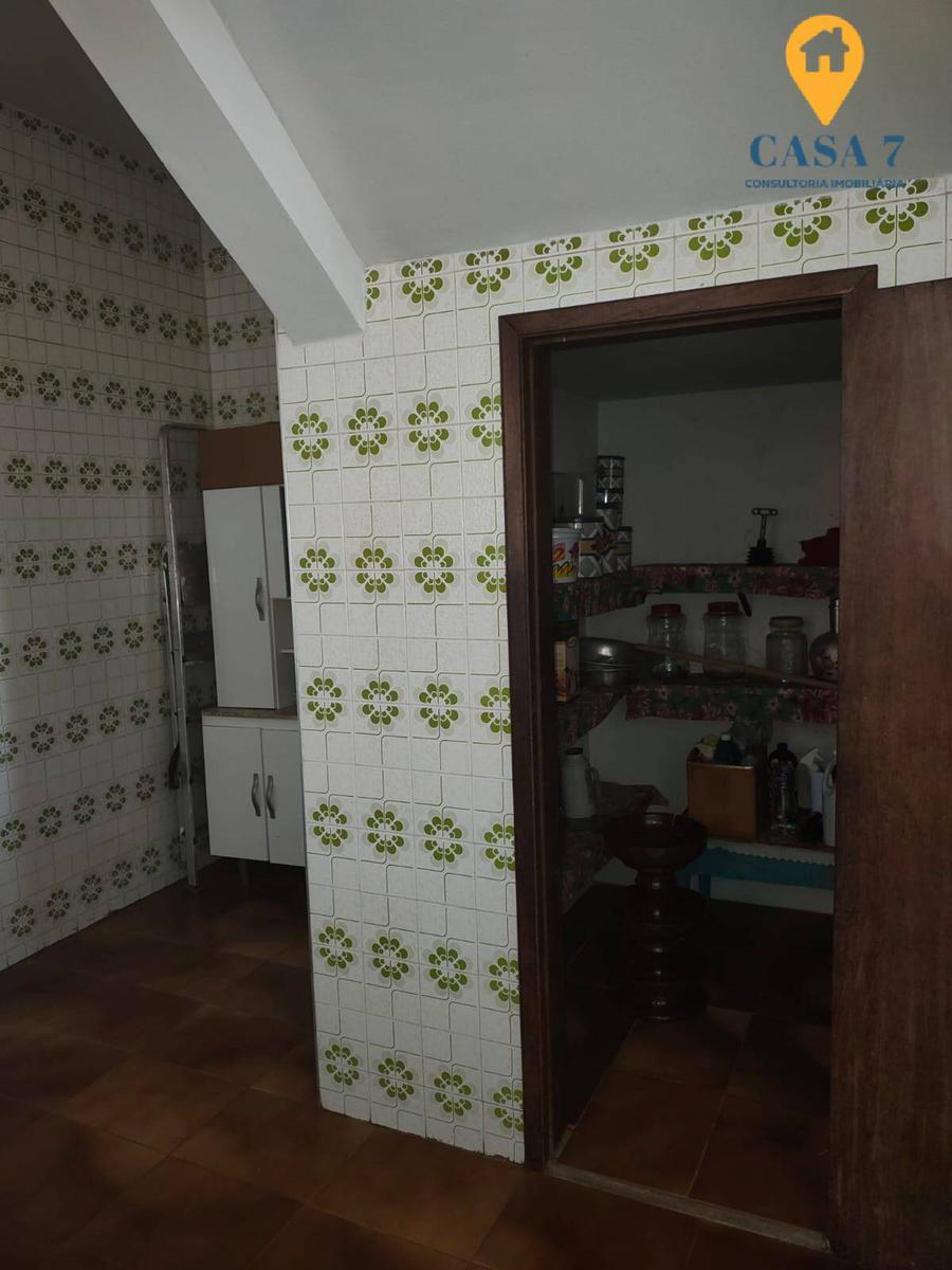 Casa, São Lucas, 5 Quartos, 4 Vagas, 2 Suítes
