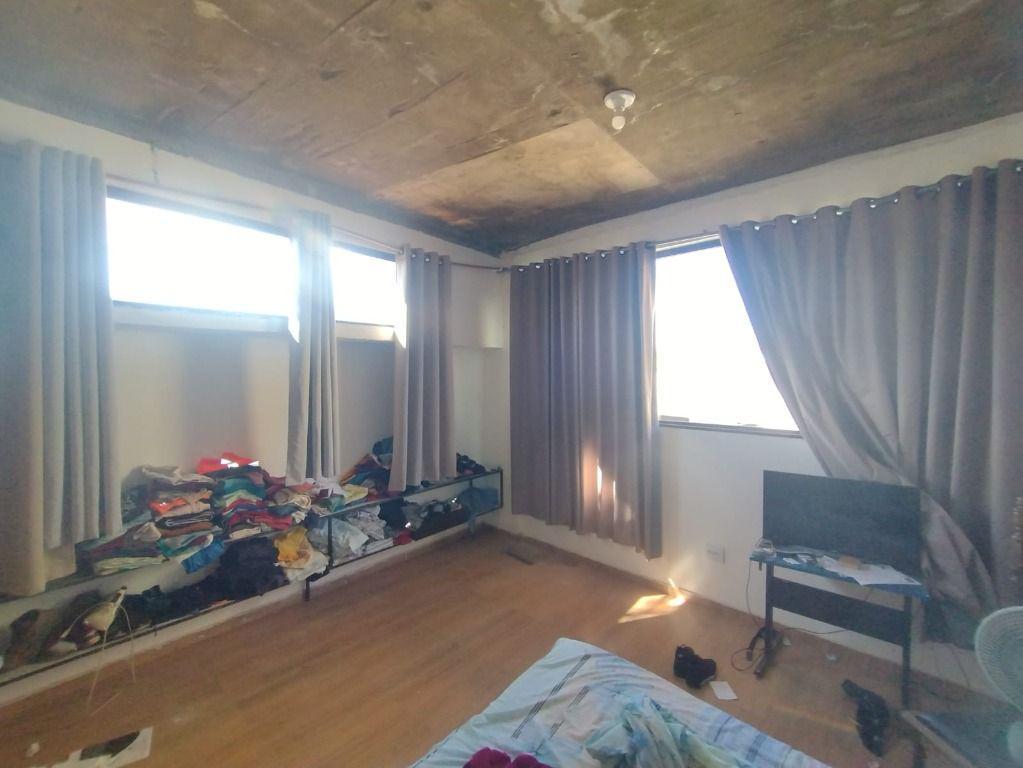 Casa, Nações Unidas, 5 Quartos, 5 Vagas, 1 Suíte