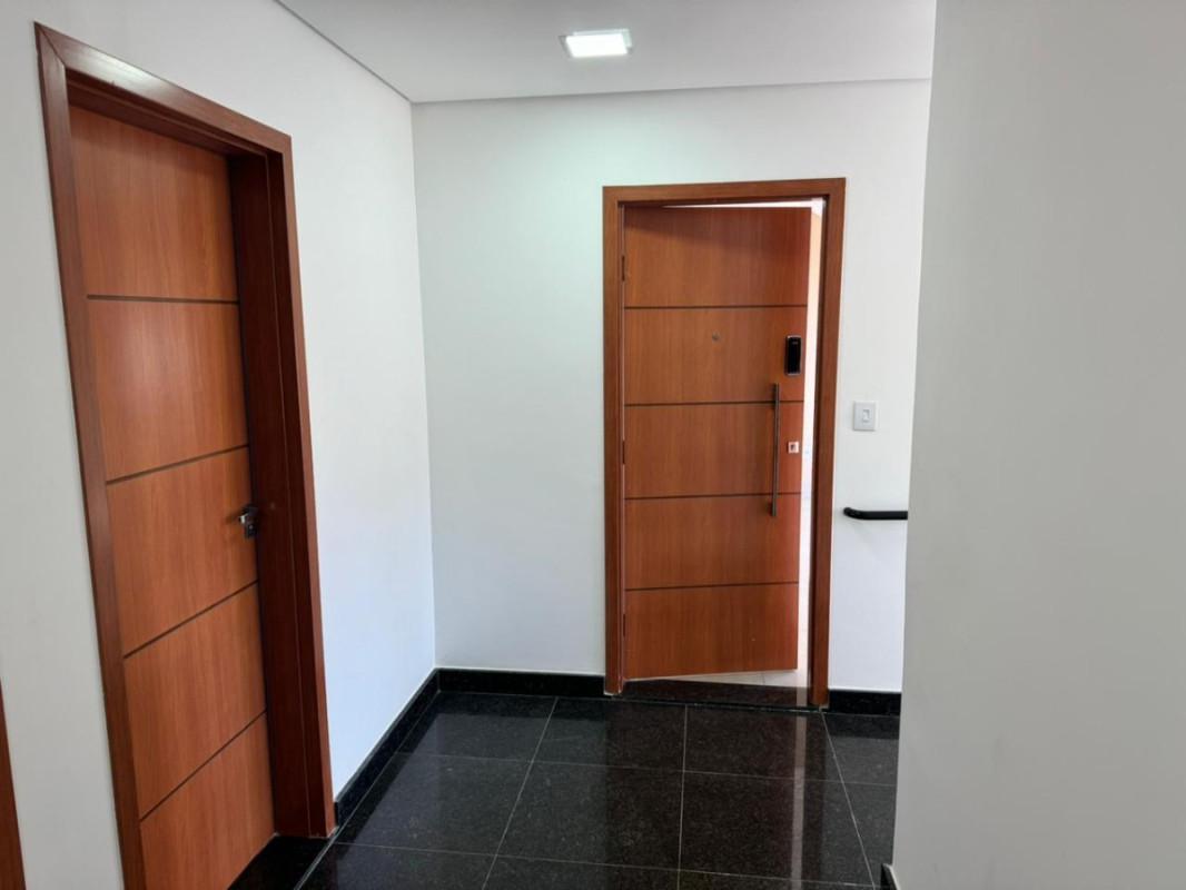Cobertura, Santa Helena, 3 Quartos, 2 Vagas, 1 Suíte