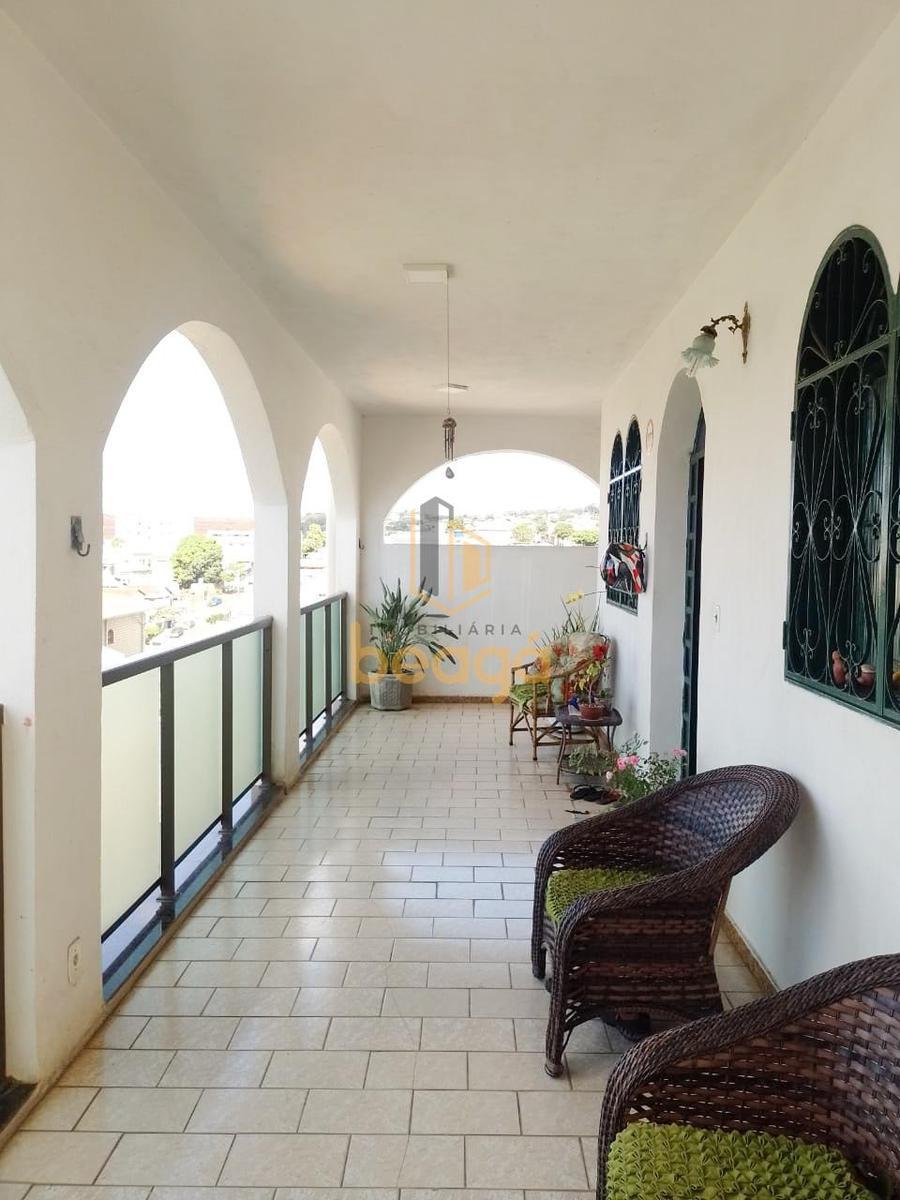 Casa, Coqueiros, 3 Quartos, 2 Vagas, 1 Suíte