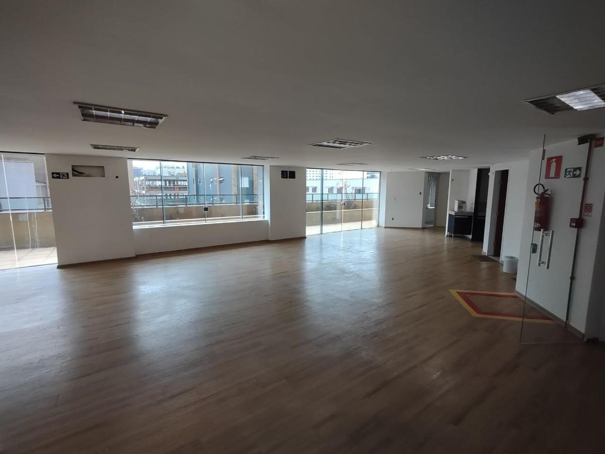 Sala, Santa Efigênia, 0 Quarto, 7 Vagas