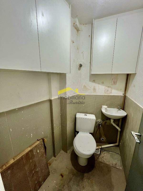 Loja, Buritis, 2 Vagas