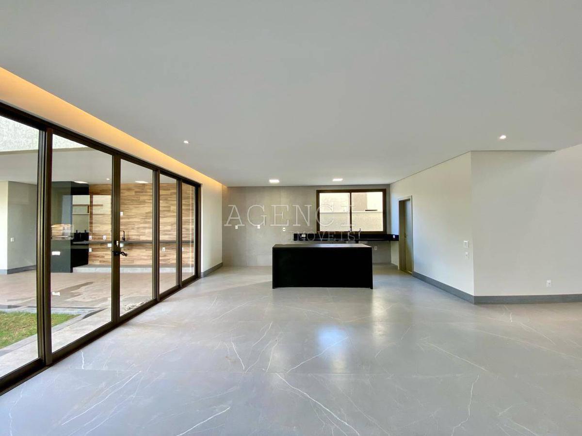 Casa, Alphaville - Lagoa dos Ingleses, 4 Quartos, 0 Vaga, 2 Suítes