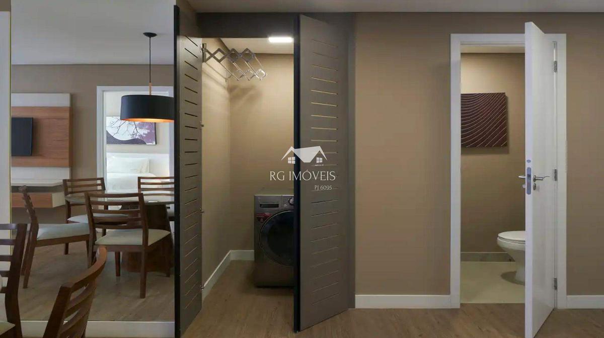 Apartamento, Estoril, 2 Quartos, 0 Vaga, 2 Suítes