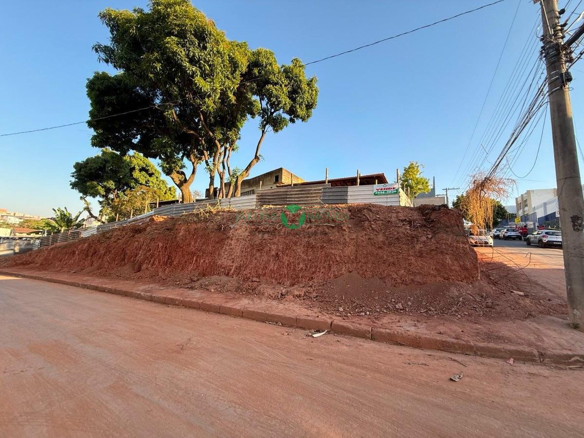 Lote, São Francisco, 0 Quarto, 0 Vaga