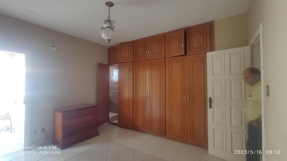 Casa, Giovanini, 4 Quartos, 2 Vagas, 1 Suíte
