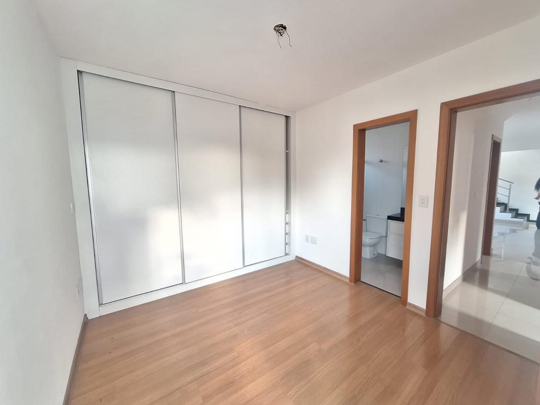 Cobertura, Sagrada Família, 3 Quartos, 2 Vagas, 1 Suíte