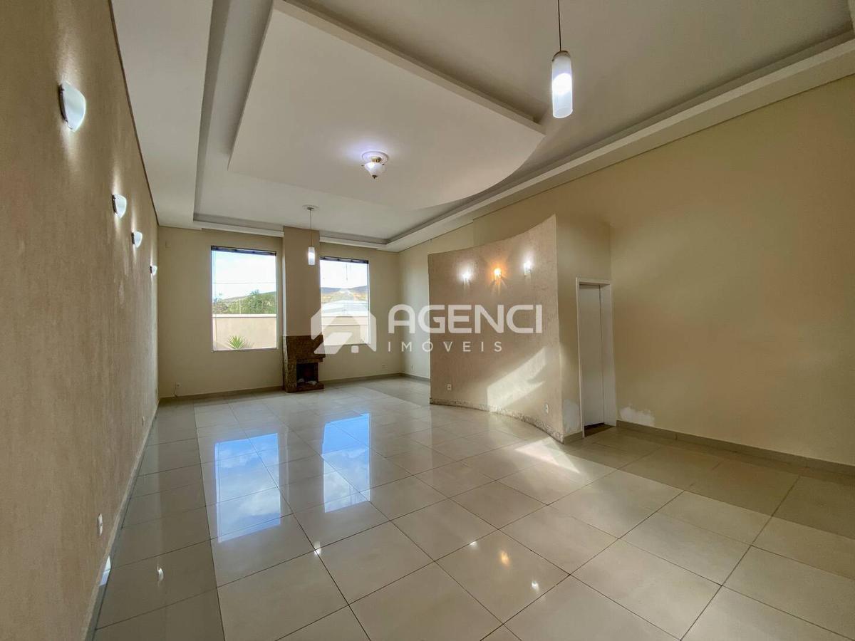 Casa, Vale do Sol, 3 Quartos, 0 Vaga, 2 Suítes