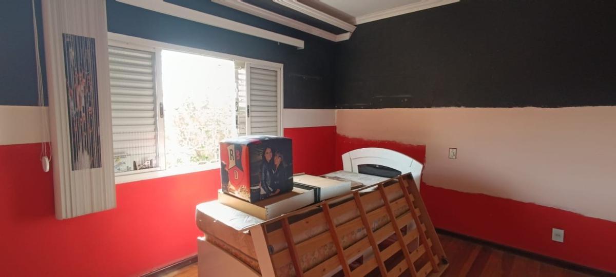 Casa, Milanez, 6 Quartos, 6 Vagas, 1 Suíte