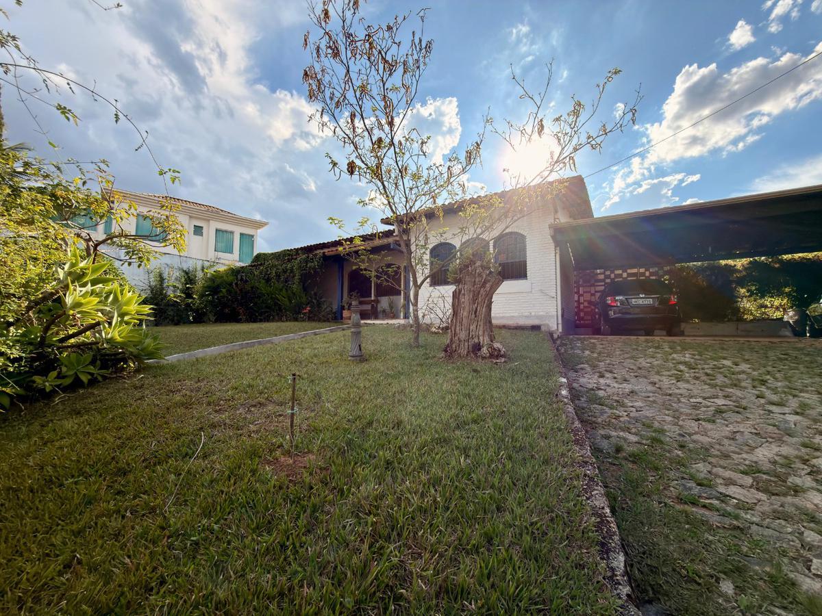 Casa, Bandeirantes (pampulha), 5 Quartos, 8 Vagas, 3 Suítes