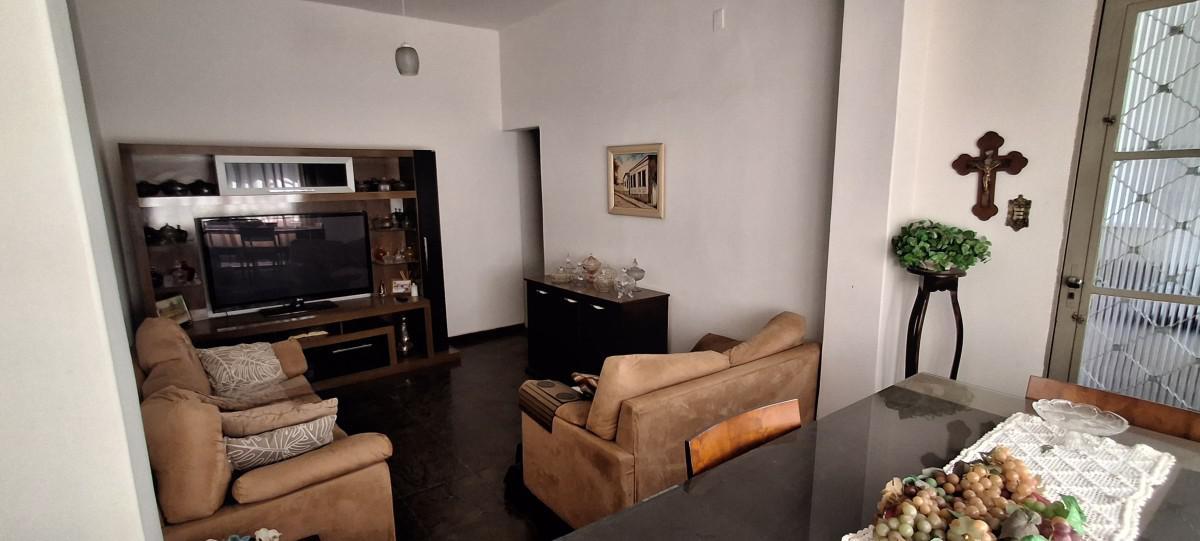 Casa, Nova Granada, 10 Quartos, 0 Vaga