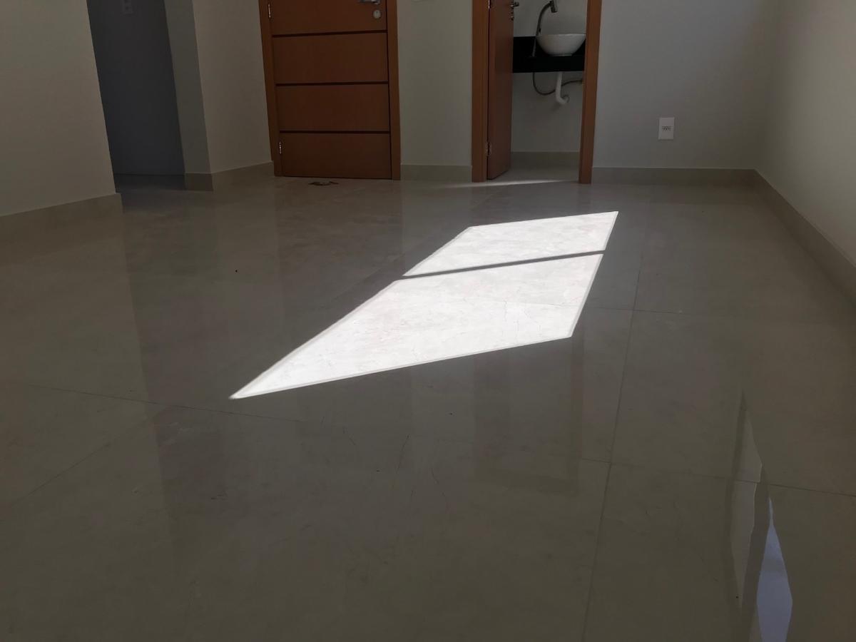 Apartamento, Floresta, 3 Quartos, 2 Vagas, 1 Suíte