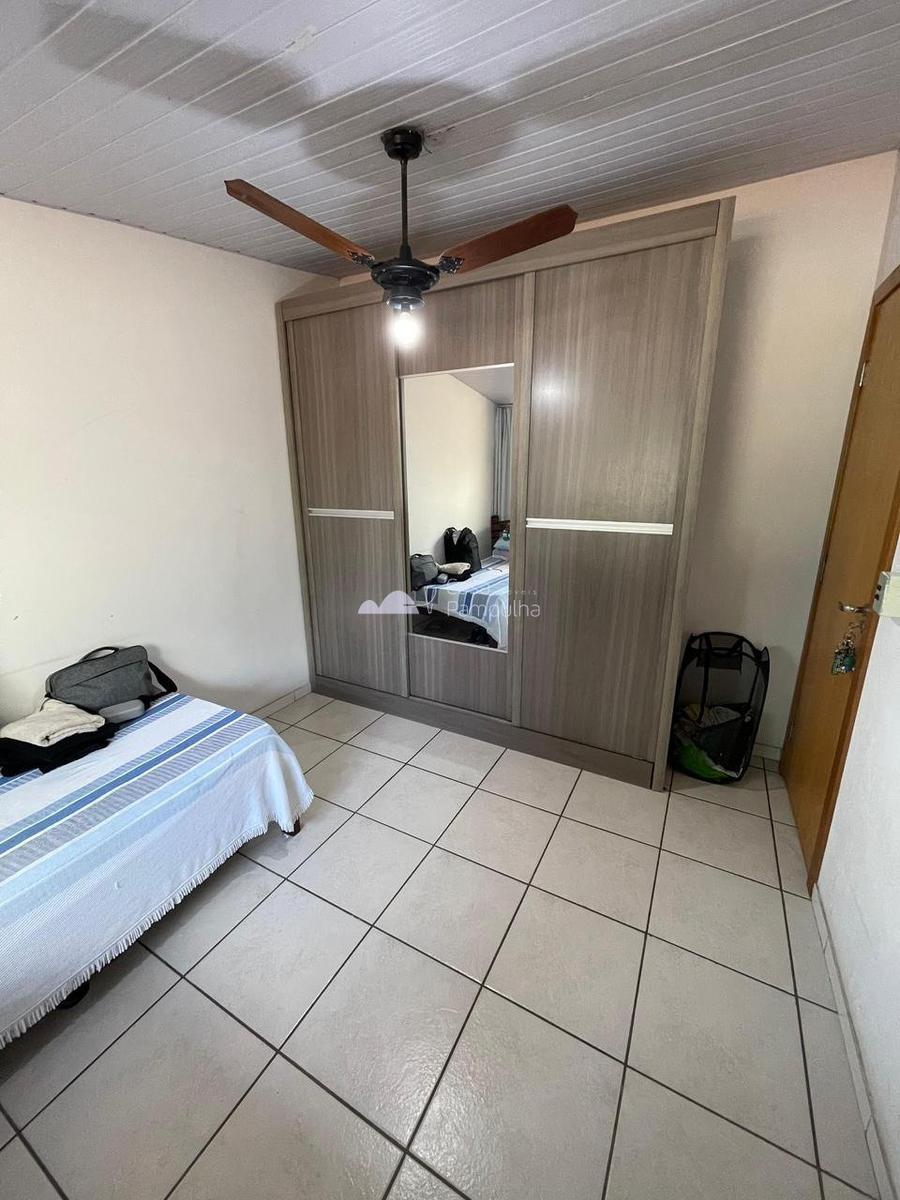 Casa, Jaraguá, 8 Quartos, 4 Vagas, 2 Suítes