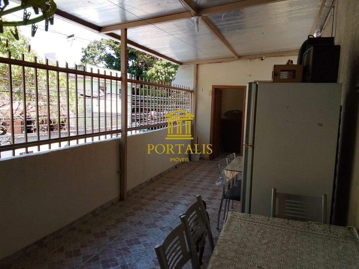 Casa, Esplanada, 4 Quartos, 1 Vaga, 1 Suíte