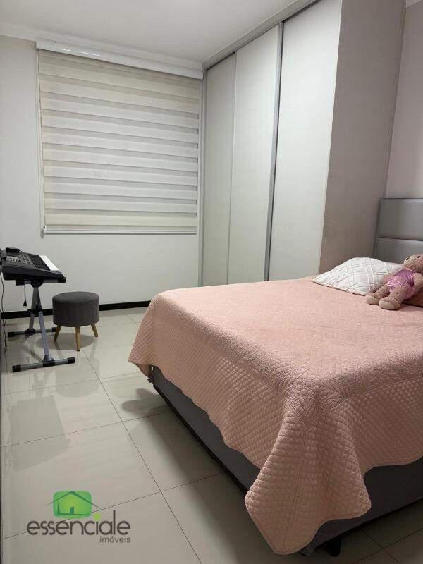 Casa, Europa, 3 Quartos, 3 Vagas, 1 Suíte