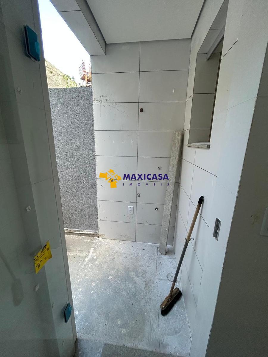 Casa, Planalto, 2 Quartos, 1 Vaga, 1 Suíte
