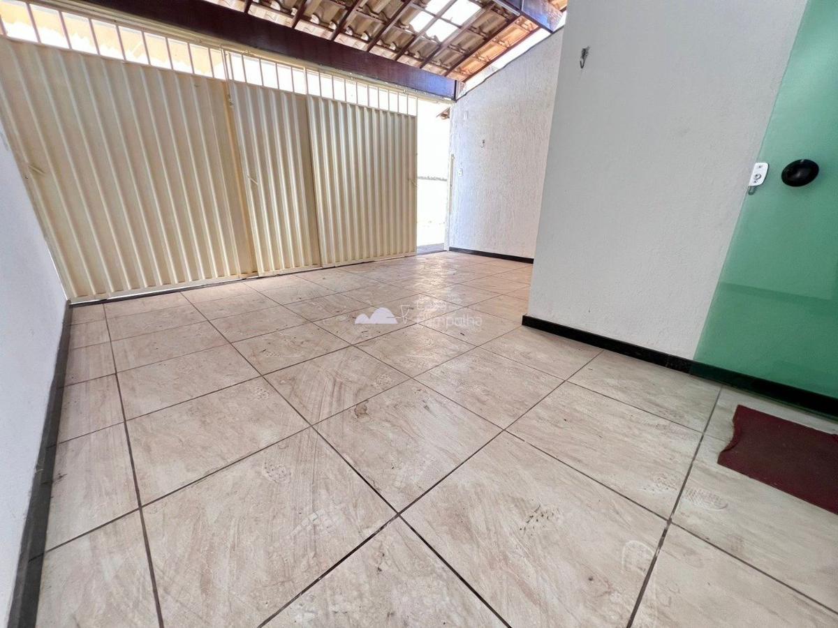 Casa, Santa Branca, 2 Quartos, 2 Vagas