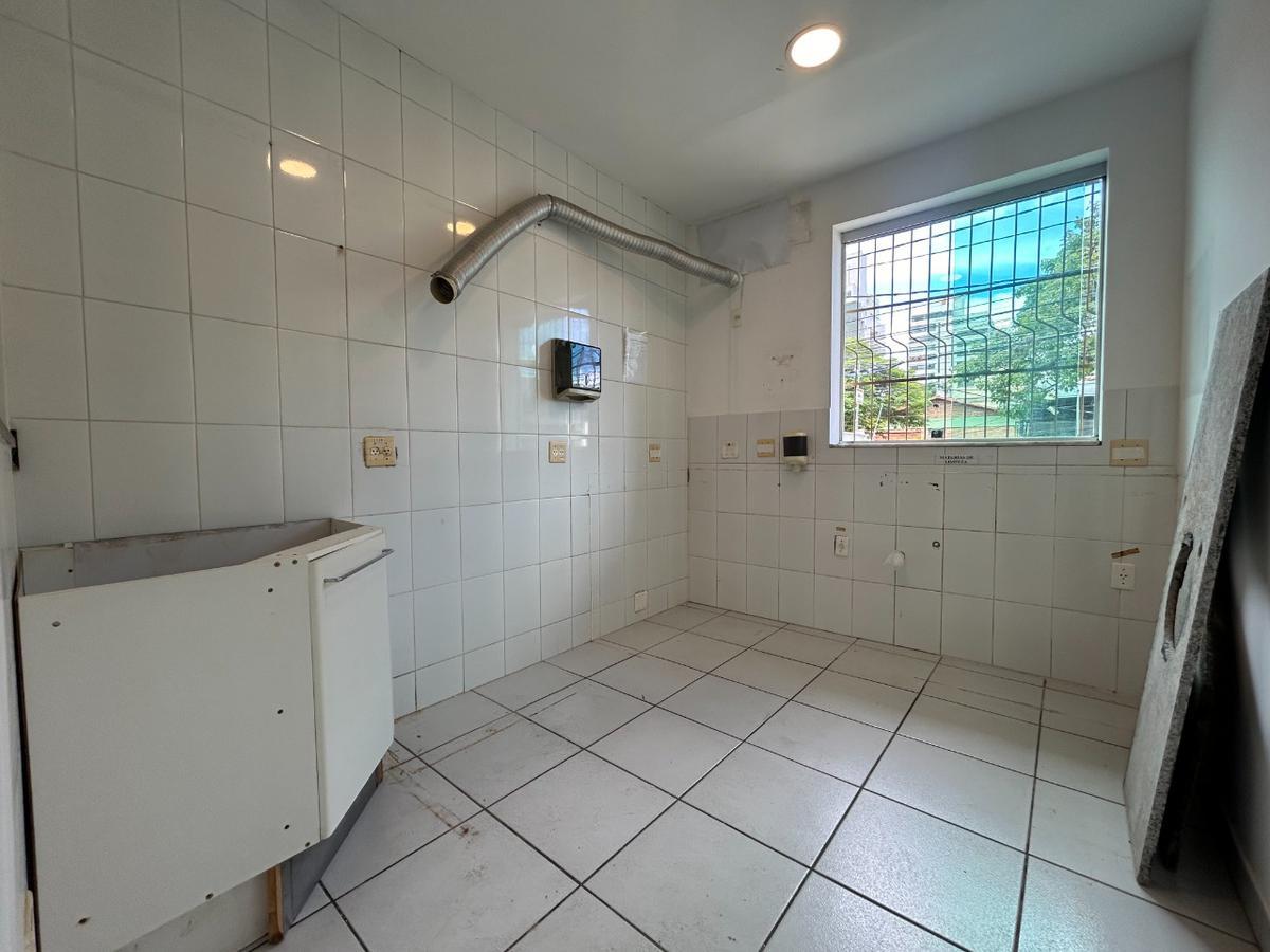 Casa Comercial, São Luiz (pampulha), 2 Quartos, 4 Vagas, 2 Suítes