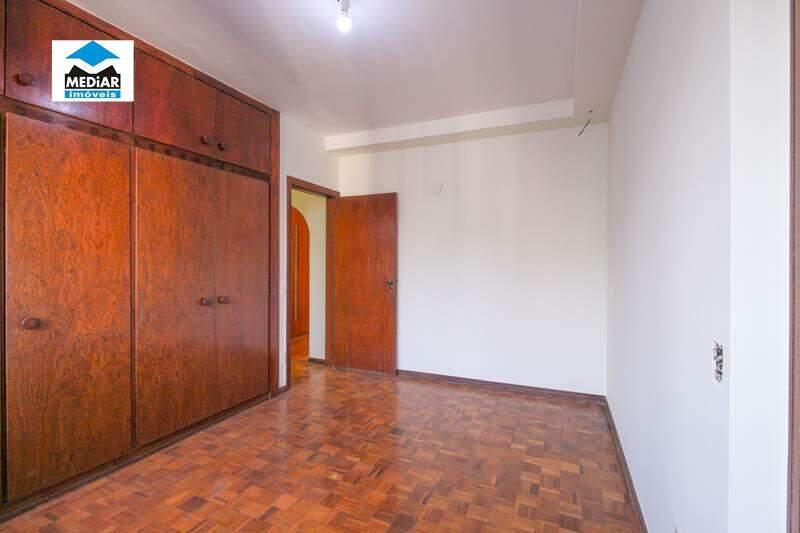 Apartamento, Funcionários, 4 Quartos, 2 Vagas, 1 Suíte