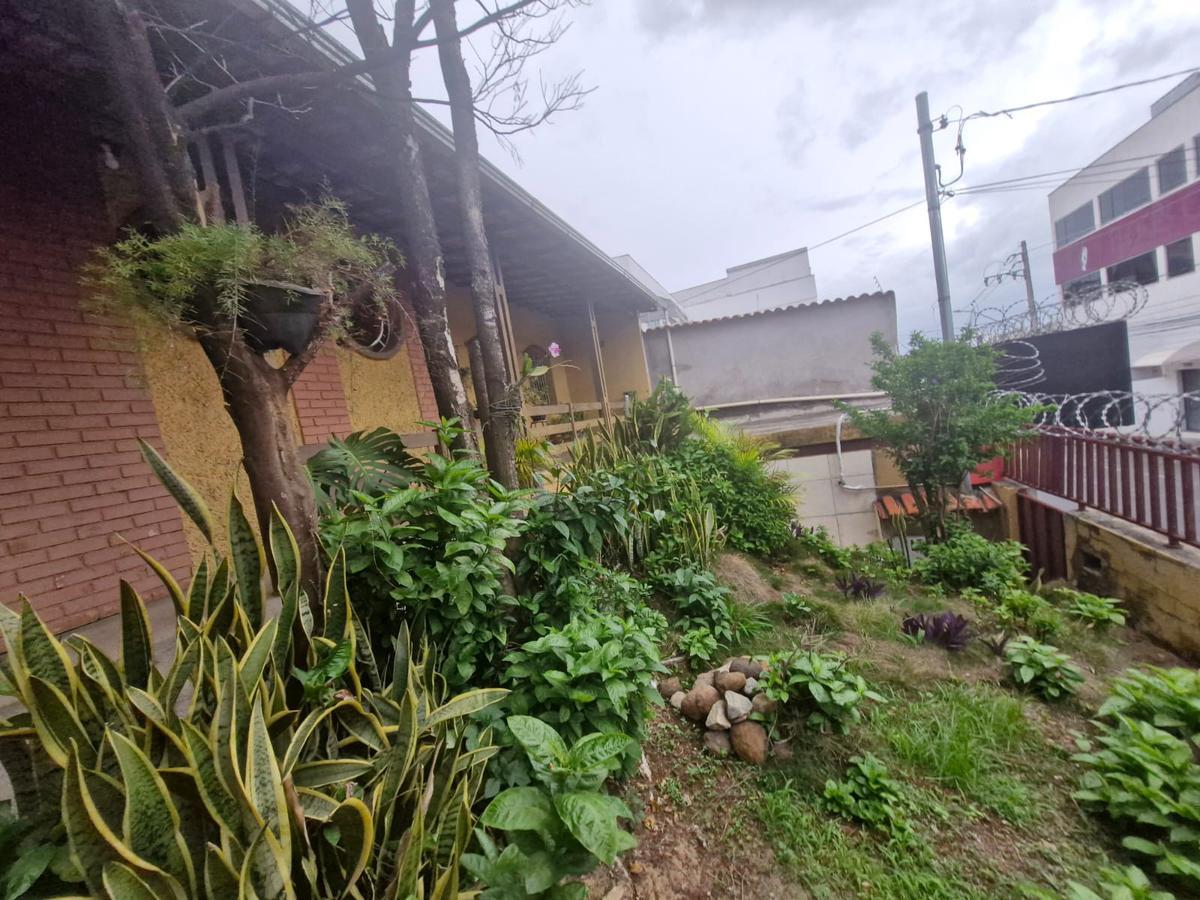 Casa Comercial, Glória, 3 Quartos, 1 Vaga, 1 Suíte