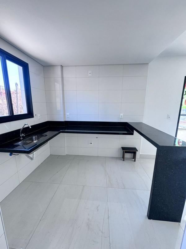 Apartamento, Barreiro, 3 Quartos, 2 Vagas, 1 Suíte