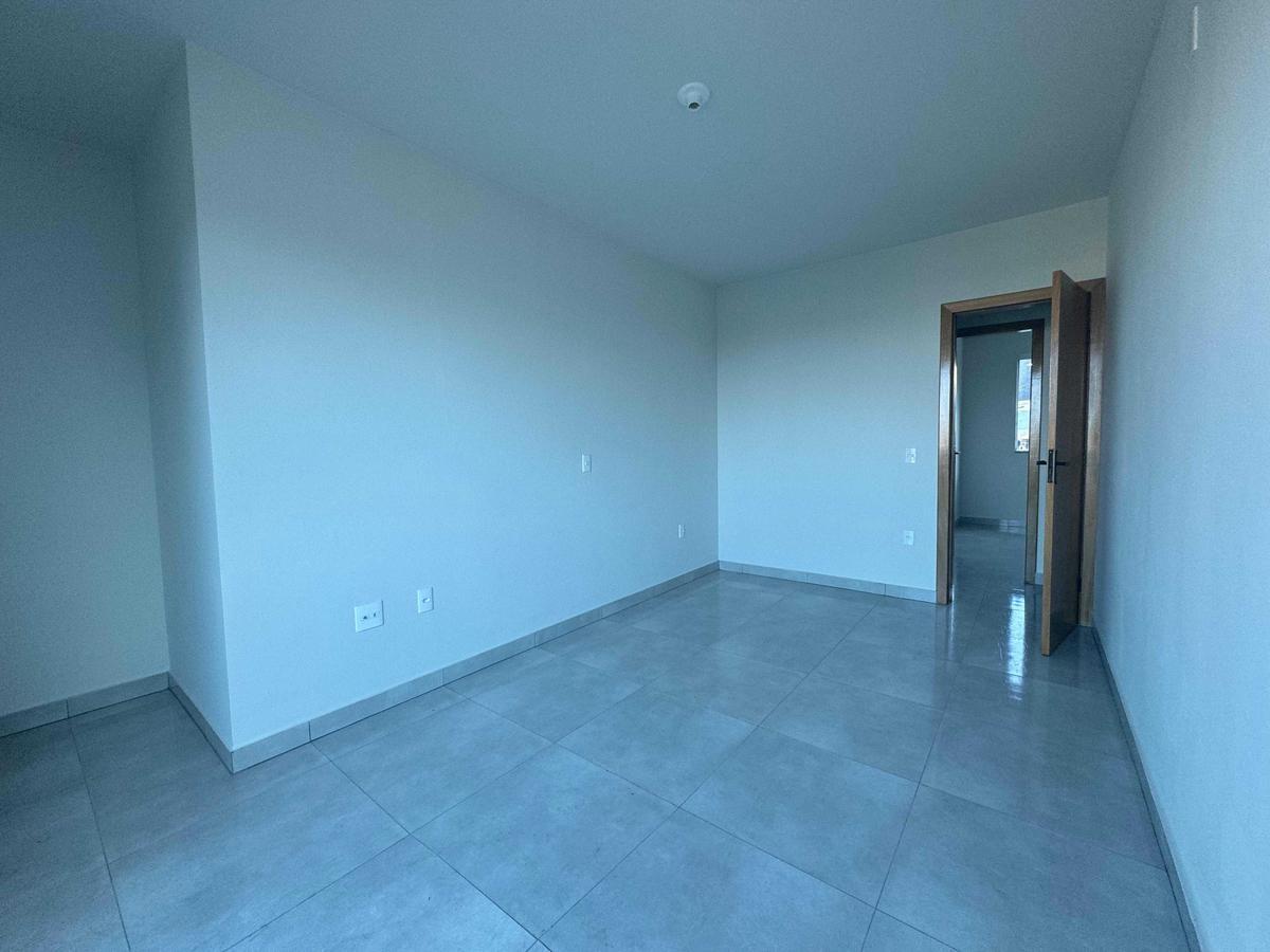 Casa, Cabral, 3 Quartos, 3 Vagas, 1 Suíte