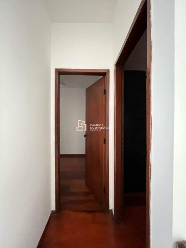 Casa, Castelo, 2 Quartos, 2 Vagas