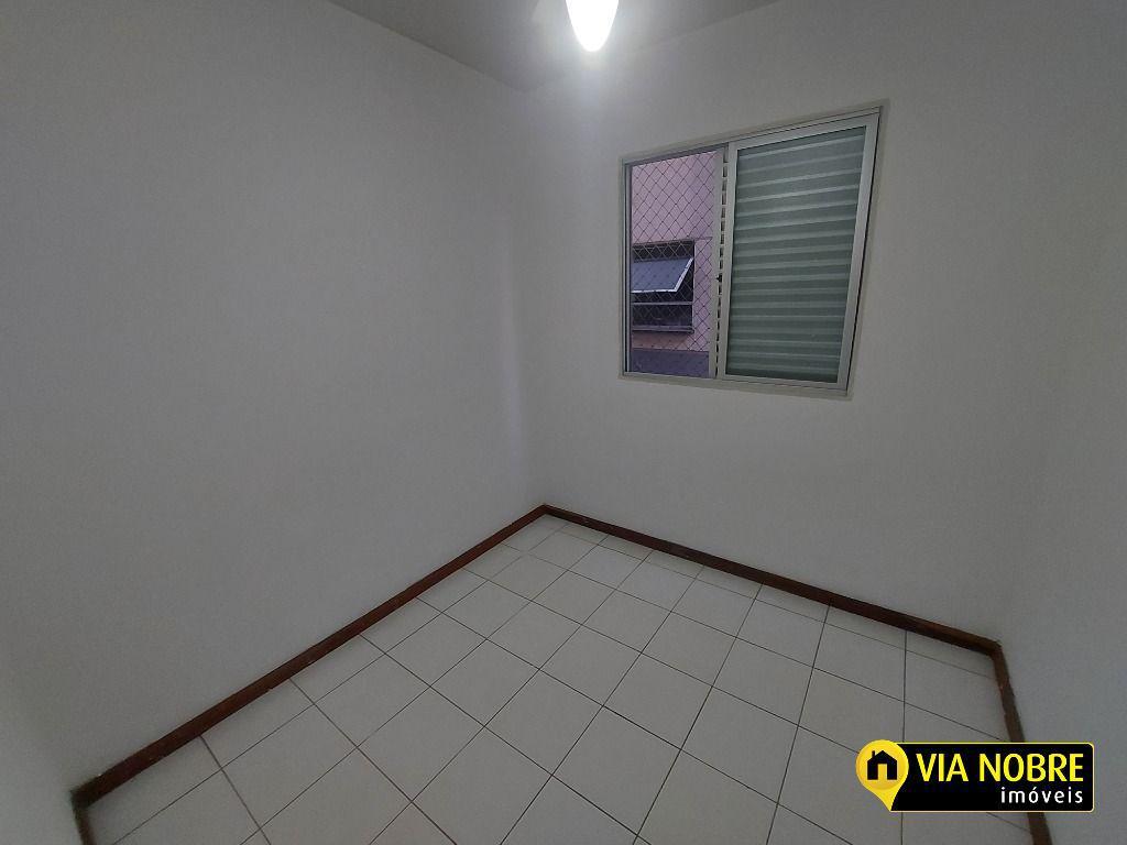 Apartamento, Estoril, 3 Quartos, 1 Vaga, 1 Suíte