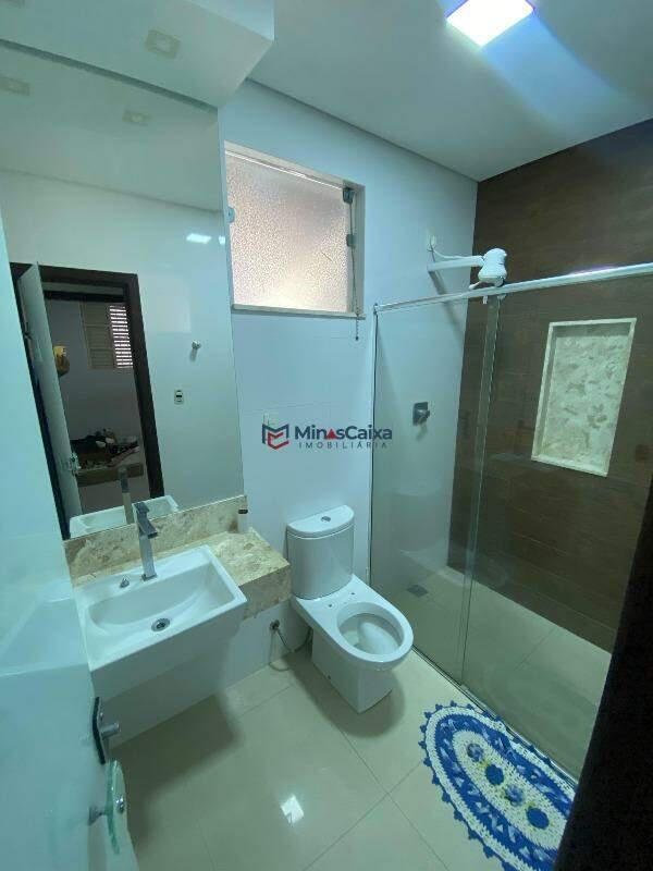 Casa, Santa Maria, 4 Quartos, 3 Vagas, 3 Suítes