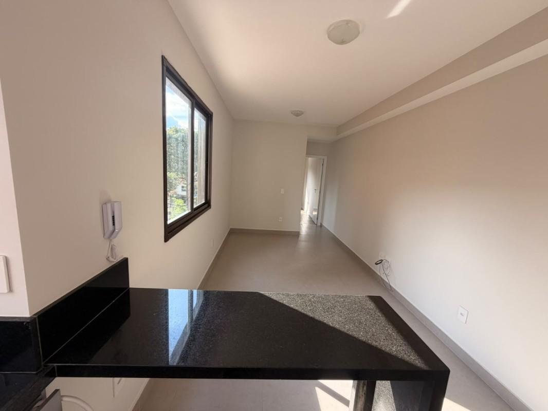 Apartamento, Floresta, 1 Quarto, 1 Vaga, 1 Suíte