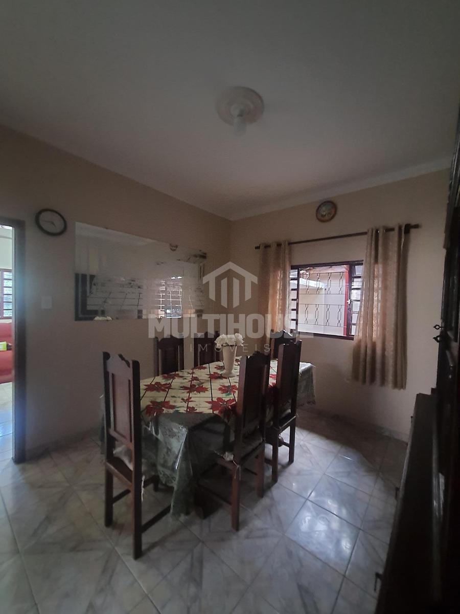 Casa, Jardim Leblon, 3 Quartos, 4 Vagas