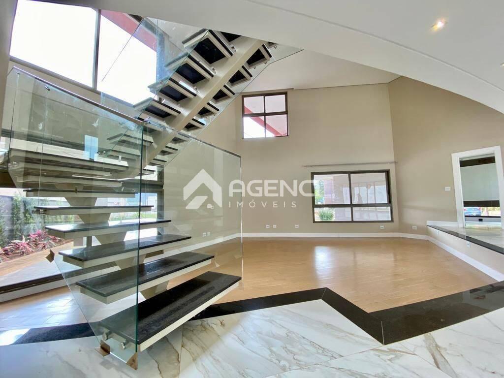 Casa, Alphaville - Lagoa dos Ingleses, 5 Quartos, 0 Vaga, 1 Suíte