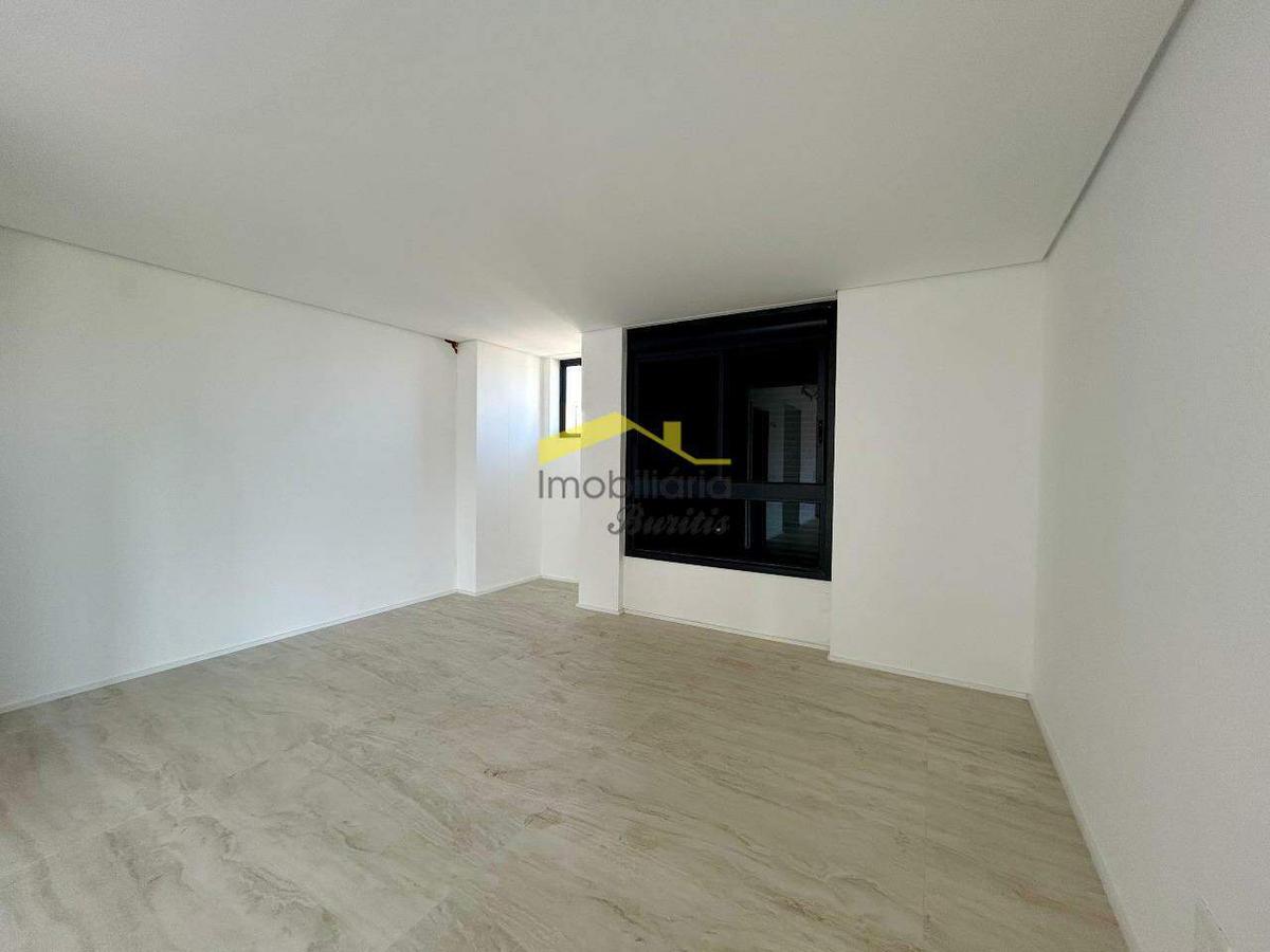 Apartamento, Vila da Serra, 3 Quartos, 4 Vagas, 1 Suíte