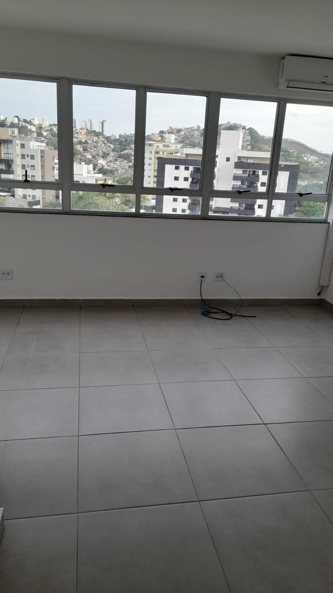 Sala, Ouro Preto, 0 Quarto, 1 Vaga