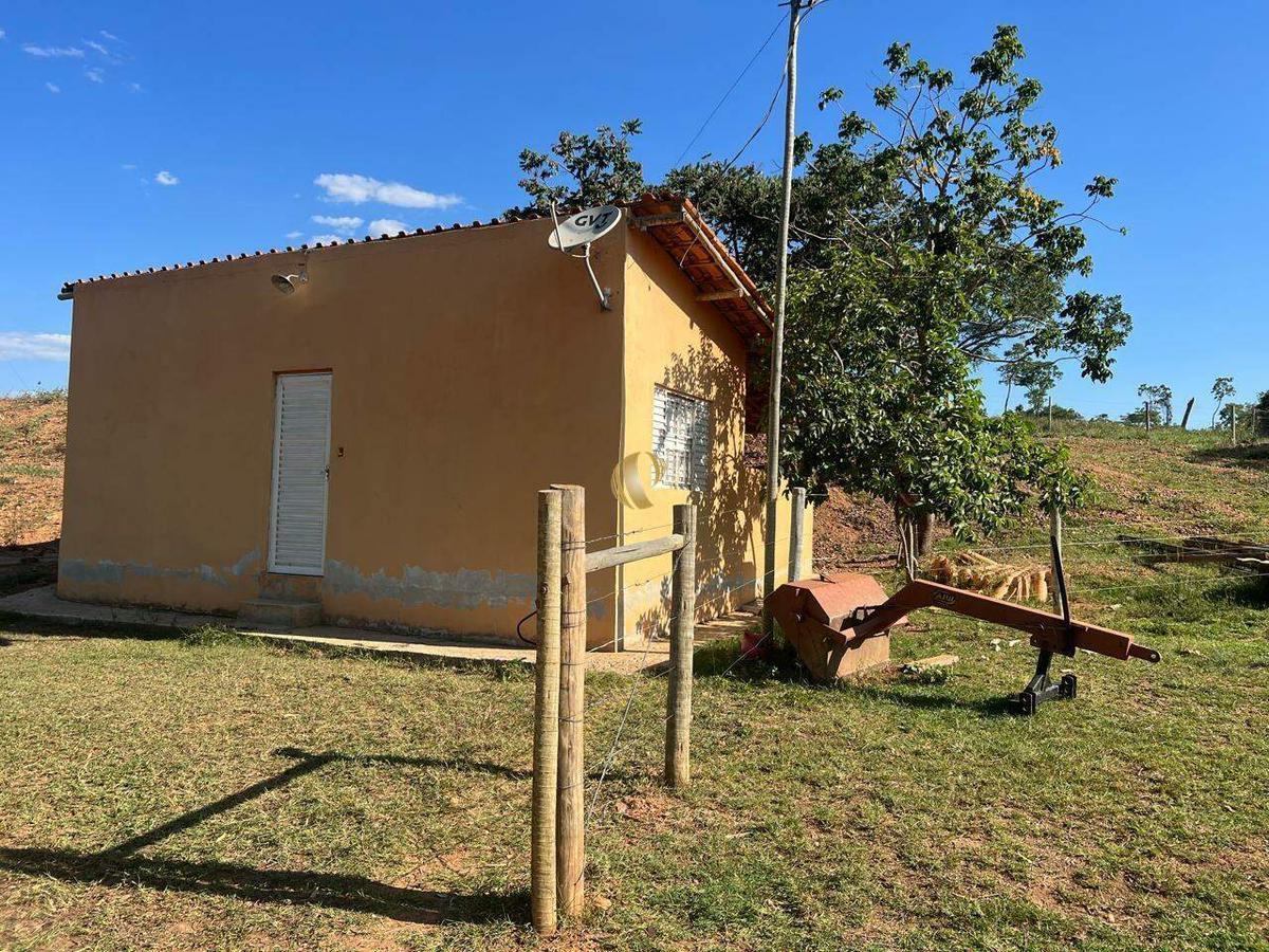 Fazenda, Zona Rural, 2 Quartos, 0 Vaga