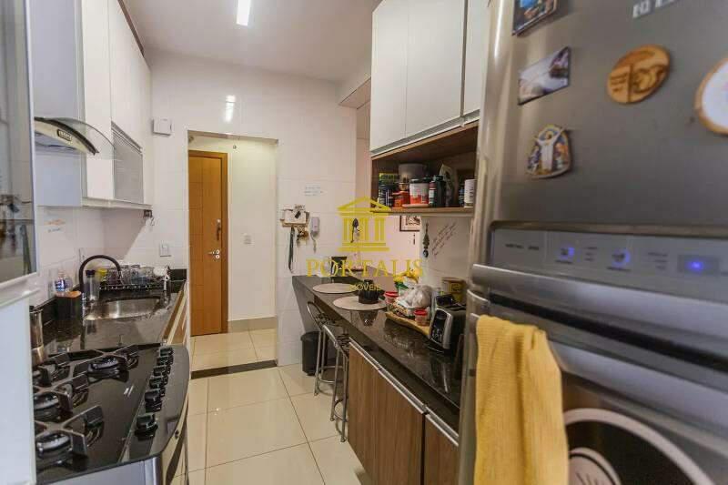 Apartamento, Serra, 2 Quartos, 2 Vagas, 1 Suíte