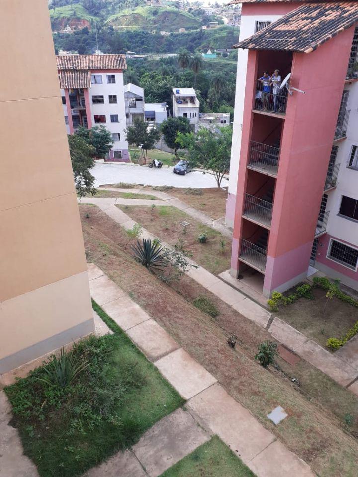 Apartamento, Jardim Vitória, 2 Quartos, 1 Vaga