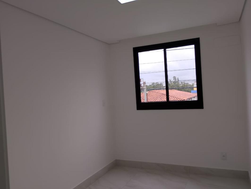 Casa, Planalto, 3 Quartos, 1 Vaga, 2 Suítes