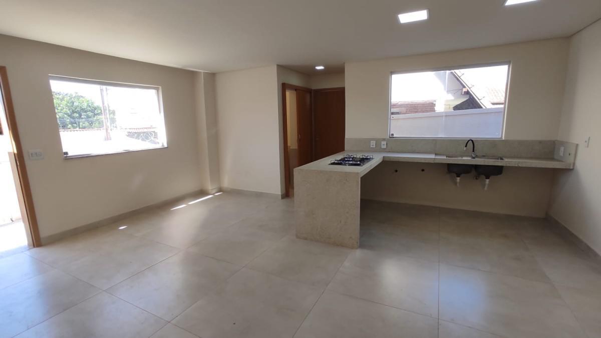 Casa, Santa Rosa, 3 Quartos, 4 Vagas, 1 Suíte