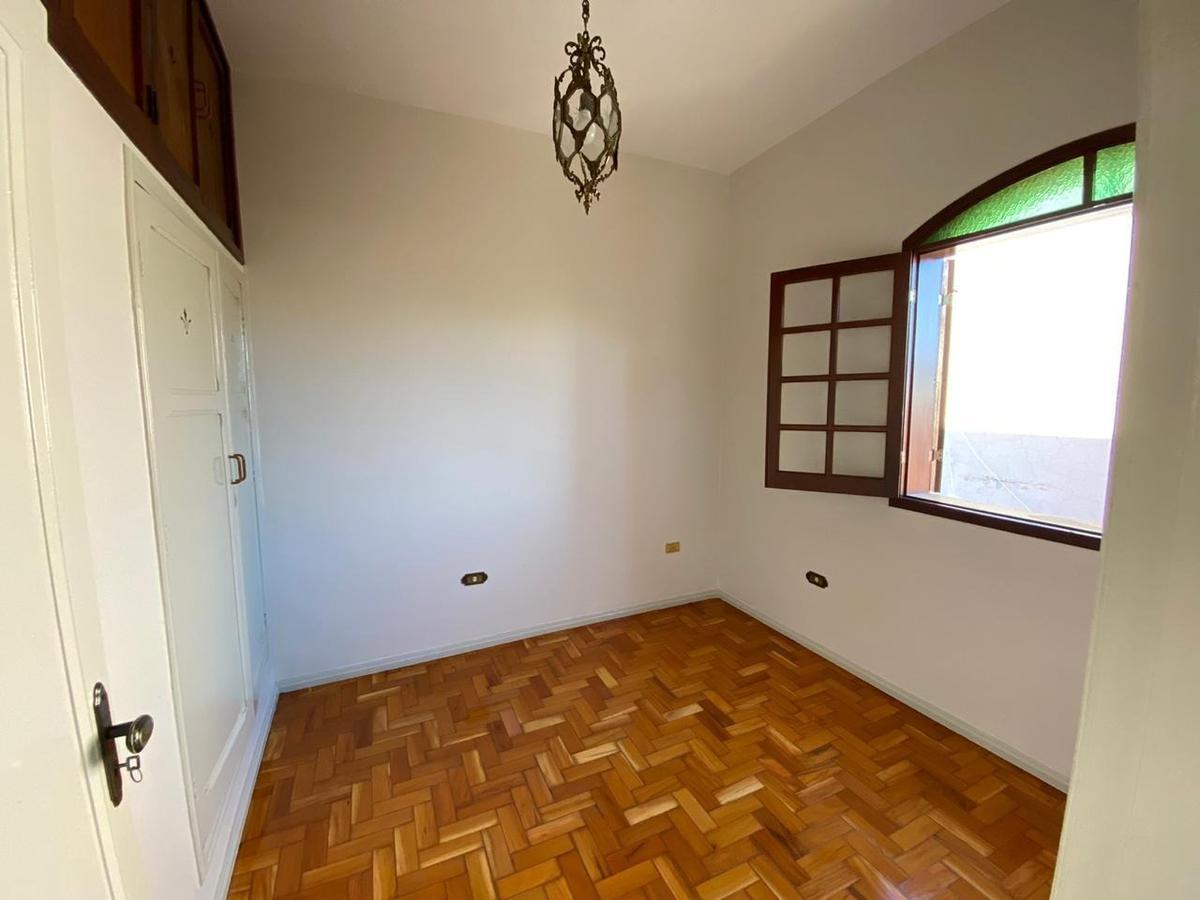 Casa Comercial, Floresta, 4 Quartos, 1 Vaga, 1 Suíte